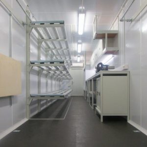 Labs & workshops - 40ft White Workshop